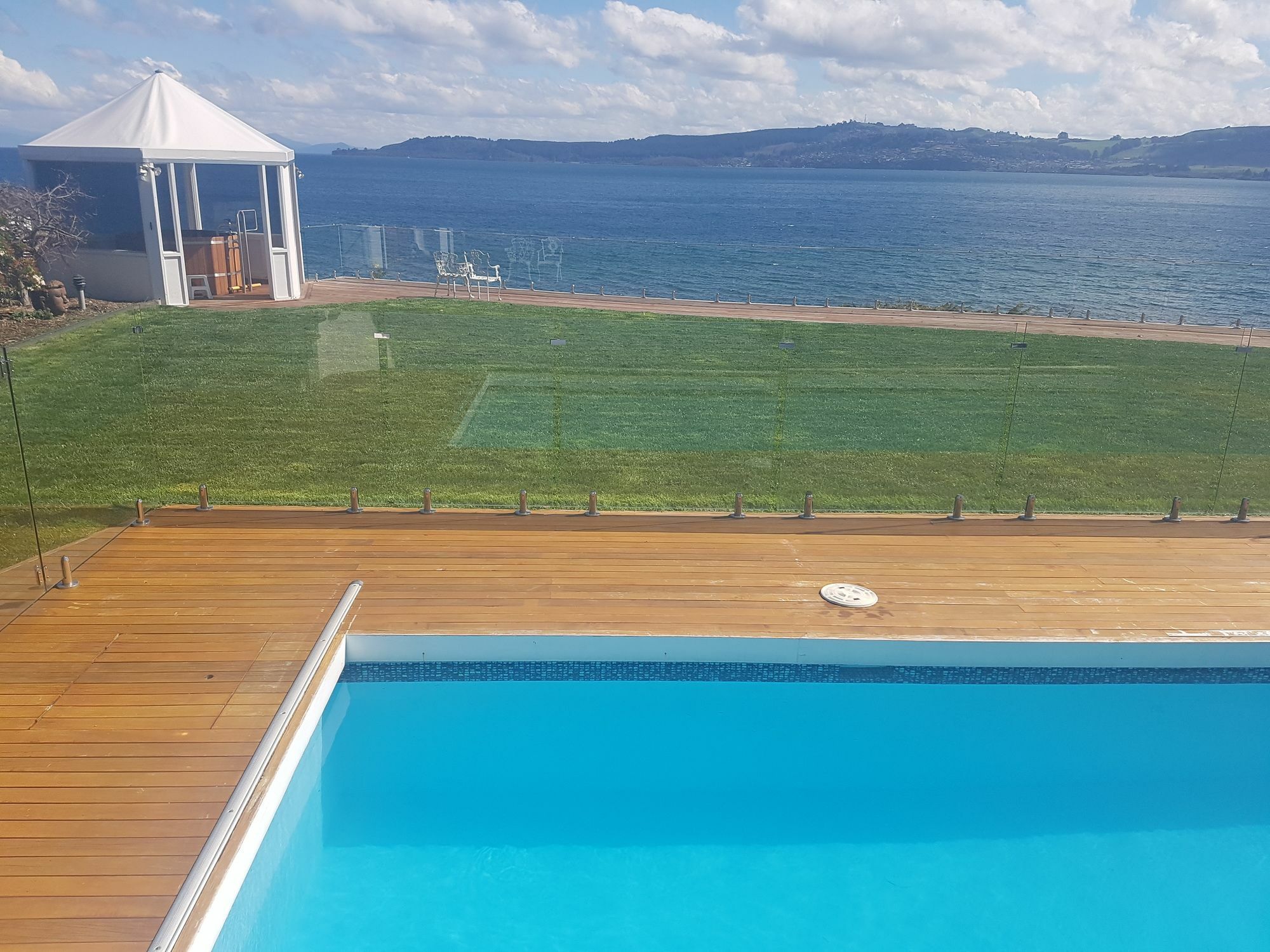 Spectacular Lakefront Home Lago Lago Taupo Esterno foto