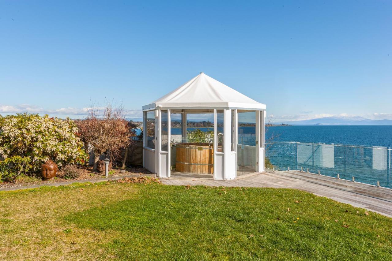 Spectacular Lakefront Home Lago Lago Taupo Esterno foto