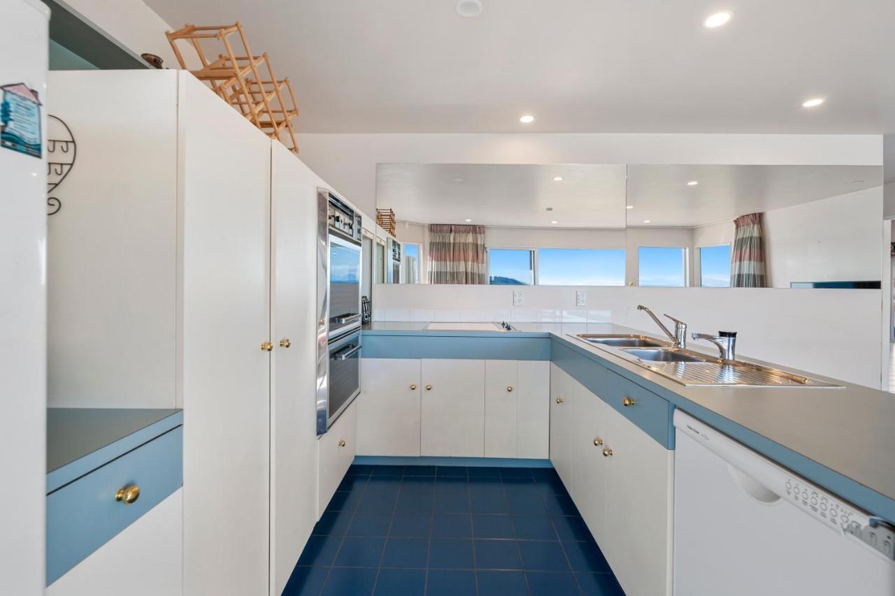 Spectacular Lakefront Home Lago Lago Taupo Esterno foto